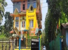 Maa Sumthira Lodge By StayApart