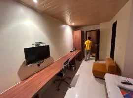 Hotel O Casa Royal Residency