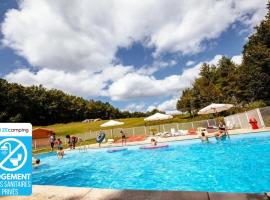 Camping 3 étoiles - Piscine chauffée - Périgord Vert, hotel 