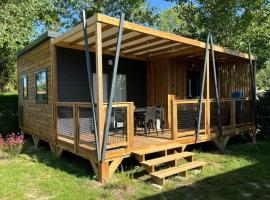 Camping 4 étoiles - Piscine - cbgcb0b, hotel in Saint-Jean-de-Monts