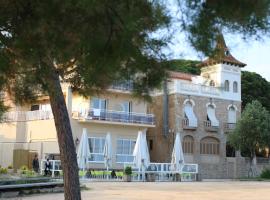 Hostal La Fosca, hotel v destinácii Palamós