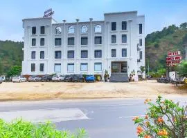 KING'SWAY Hotel & Resort