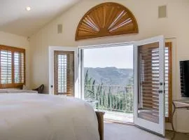 Malibu test apartment pool view 3