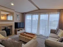 The Good Life, The Boulevard, Selsey