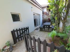 Guest house on Gillian