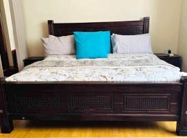 Hillay palace, hotel com estacionamento em Litein