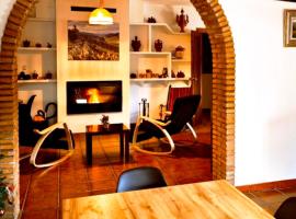 El Rincón del Guardal, Alojamiento Rural y Guías de Montaña, отель в городе Сан-Клементе