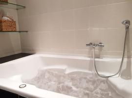 Xxl Monteurswohnung für 8 Personen，位于Sulzbach的酒店