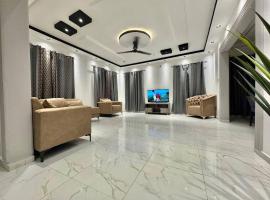 Charming 2 Bedroom House in Vibrant Ablekuma Olebu, hotel u gradu Odupon