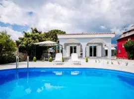 Rahes Villa with private swimming pool