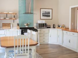 1 Annies Place Rawdons Country Estate, hotel i Nottingham Road