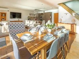 Waters Edge 16, Heron Lodge