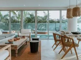 Penthouse con piscina y jacuzzi privado