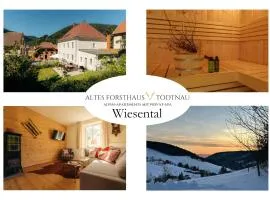 Altes Forsthaus - Fewo "Wiesental", privater "Spa" mit Sauna, Wanne und Relaxliegen, Todtnau- Feldberg