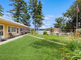 King Birch Lake Home, Unit 4, hotel near Laconia Municipal - LCI, Woodlands