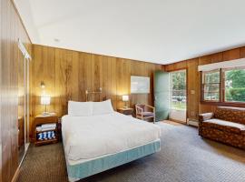 King Birch Lake Home, Unit 5, hotel v destinaci Woodlands