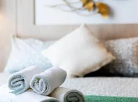 Premium 2BR near Kamala Beach, Pool, Gym & Shuttle Bus