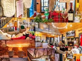 The Fox & Fir Luxe Retreat- Sauna & Cold Plunge