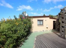 Charmantes, kleines Ferienhaus mit Terrasse für zwei Personen