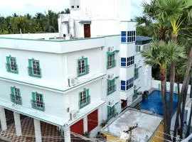 LUXUS Resort - Swimming Pool