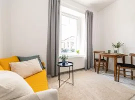 Nowoczesne Studio Mała Andrzeja, Kawalerka Inowrocław, Modern Studio, kamienica