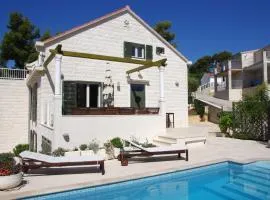 Ferienhaus für 8 Personen ca 110 qm in Sumartin, Dalmatien Mitteldalmatien