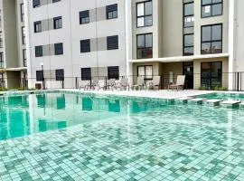 Churrasqueira, Ar, Piscina, Frigobar e muito mais