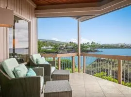 Hale Moana Kai: A stunning 2-bedroom ocean view condo in Kailua Kona.
