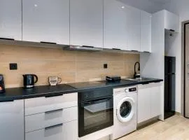 CityLife studio 2'from metaxourgio station 2A