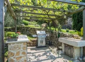 Villa Mit Schönem Seepanorama Und Naturteich