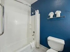 Comfort Suites - Near the Galleria