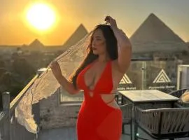 Aida of pyramids view hotel