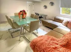 Nelswim Stay, Confort A 3 minutos de Town Square Metepec