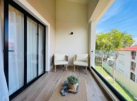 High Floor Ocean View Condo 305 Marien Beach Resort Pool Access, Hotel in Puerto Plata