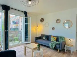 Le Petit S - Disneyland - Parking gratuit