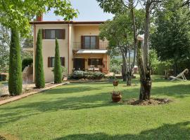 Οlives and Vines all seasons villa, hotel a Litóchoron