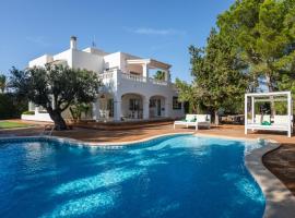 New! Villa Oasis Prous, hotel con campo de golf en Illes Balears
