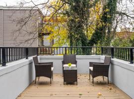 2br Modern Urban Escape Balcony Sleeps 6, hotel v destinaci Bergen