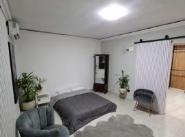 suites vergel planta alta، فندق في اوريزابا