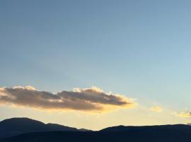 Mindori glamping, mullivannidega hotell sihtkohas Kvemo-Chocheti