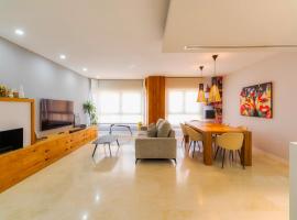 centro / internet / parking / aire acondicionado, hotel em Elche