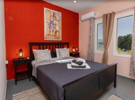 Seaside, relaxing family house with playground! Villa Lavrys 4, viešbutis mieste Maratis