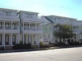 404A The Hilltop House