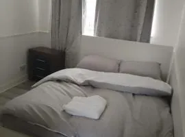 APEX HOUSE Le Hope ENSUITE