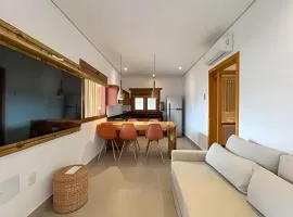 Apê de charme em condomínio exclusivo na R. Mucugê