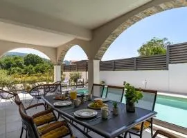 Villa Eden with heated pool