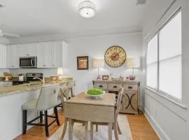 The Dearing Residence- Close To Downtown!