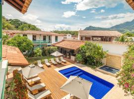 Casa Cedrela Hotel Boutique by HMC -Cauca Viejo- Mayores de 14 años, hotel in Jericó