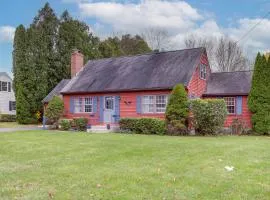 Thames River Fun! Sunny Retreat in Quaker Hill