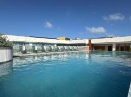 Zapadilly Tree Hotel, hotel i San Andrés
